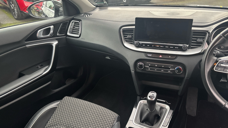 Kia Xceed 1.0T GDi ISG Connect 5dr Petrol Hatchback